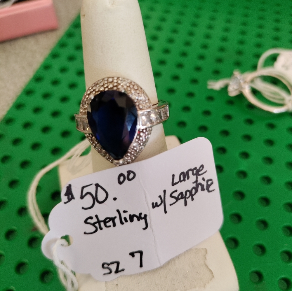 Lab created Blue Sapphire sz7